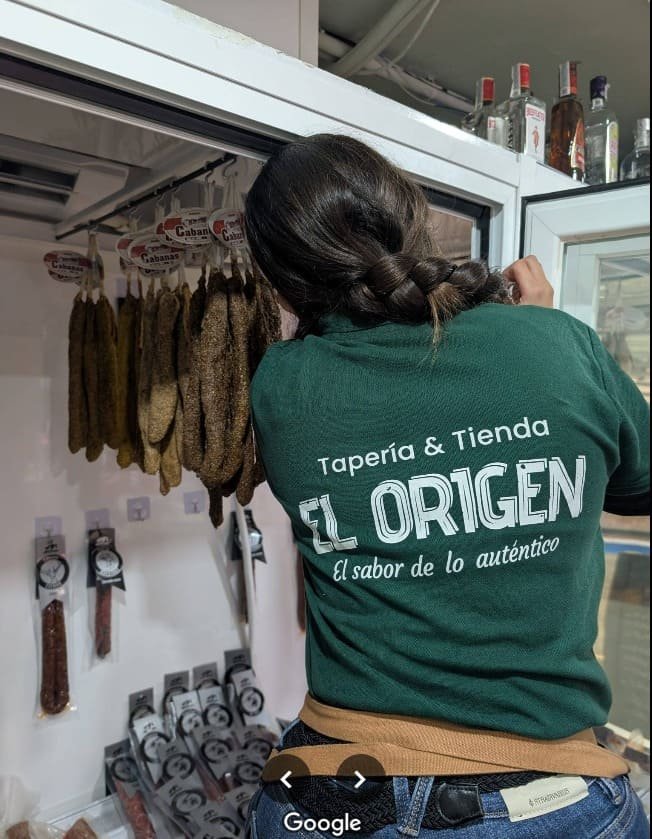diseño de uniforme marbella